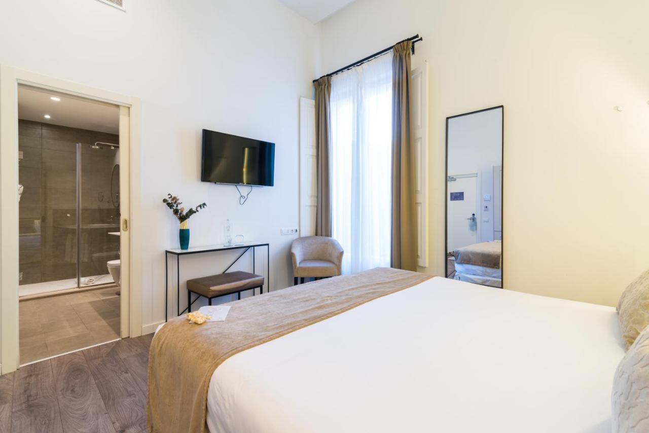 Double Room with Terrace,947941441:JPEG